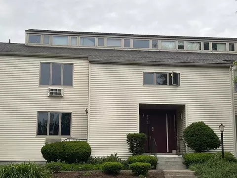 Exterior - 405 Great Rd #8, Acton, MA 01720 photo 1 of 5