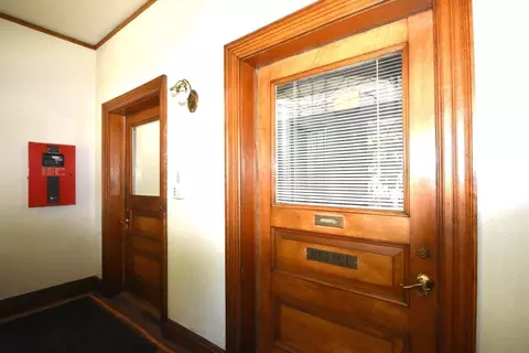 25 Hale St, Beverly, MA 01915 photo 6