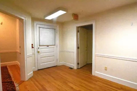 25 Hale St, Beverly, MA 01915 photo 7