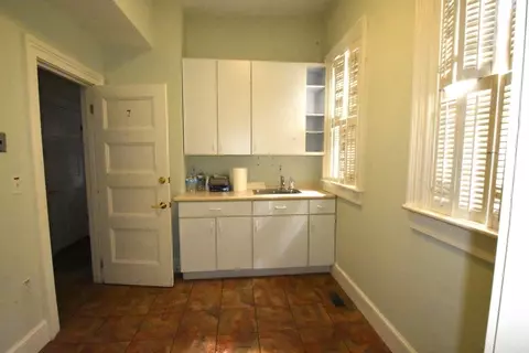 25 Hale St, Beverly, MA 01915 photo 10