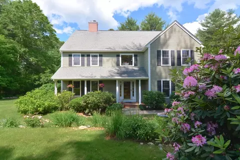 41 School St, Hopkinton, MA 01748
