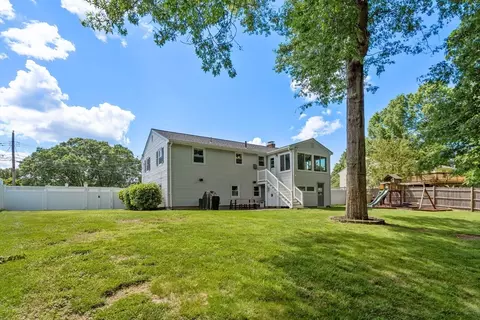 26 Crest Rd, Framingham, MA 01702 photo 8
