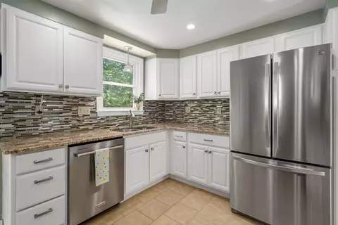 26 Crest Rd, Framingham, MA 01702 photo 16