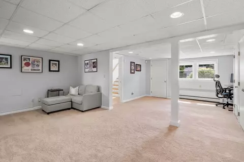 26 Crest Rd, Framingham, MA 01702 photo 25