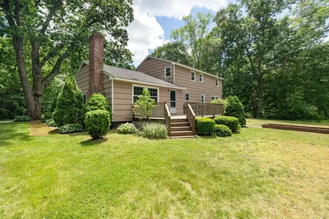 Exterior - 91 Forest, Salisbury, MA 01952 photo 3 of 9