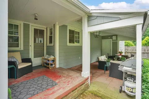Exterior - 38 Fallston St, Springfield, MA 01119 photo 4 of 10