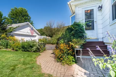 160 Abbott St, Springfield, MA 01118 photo 24