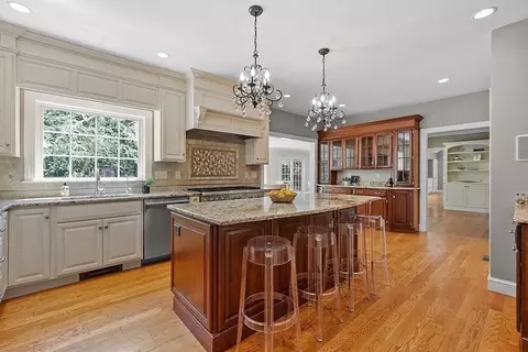 Kitchen - 9 Wingate Ln, Acton, MA 01720 photo 2 of 3