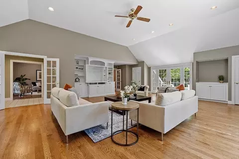 Living - 9 Wingate Ln, Acton, MA 01720 photo 6 of 7