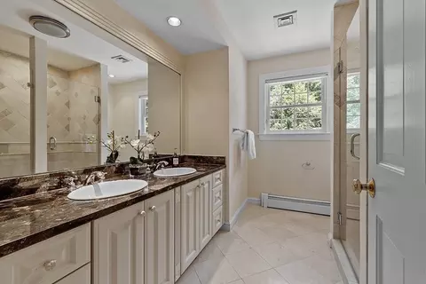 Bath - 9 Wingate Ln, Acton, MA 01720 photo 5 of 5
