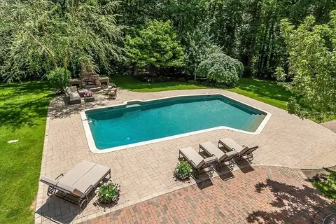 Exterior - 9 Wingate Ln, Acton, MA 01720 photo 4 of 11