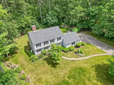 14 Thompson Ln, Topsfield, MA 01983