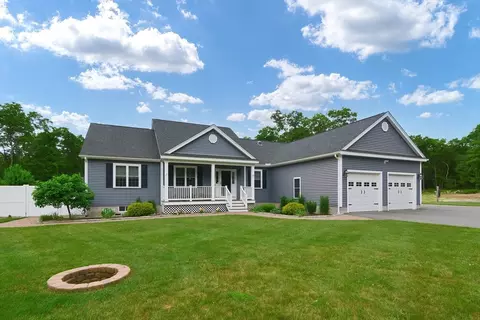18 Summit Way, Uxbridge, MA 01569