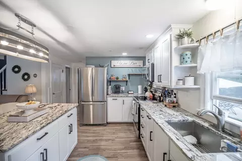 127 Conant, Danvers, MA 01923 photo 4