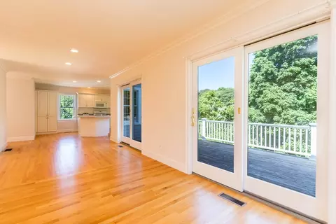 49 Maple St, Barnstable, MA 02668 photo 9