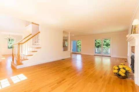 49 Maple St, Barnstable, MA 02668 photo 5