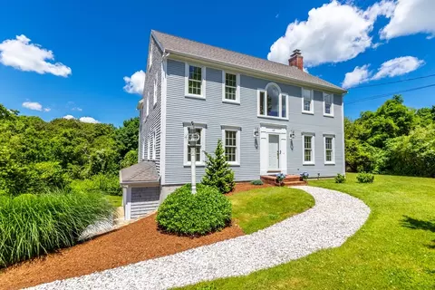 49 Maple St, Barnstable, MA 02668 photo 2
