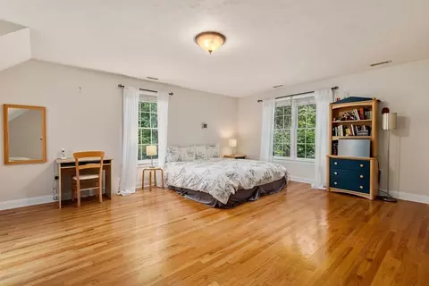 Bedroom - 1 Spring Valley Rd, Worcester, MA 01609 photo 5 of 7
