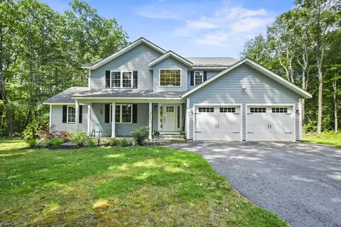 294 Petersham Rd, Phillipston, MA 01331