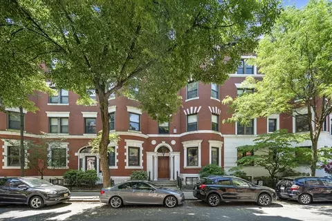 108 Gainsborough St #305 W, Boston, MA 02115