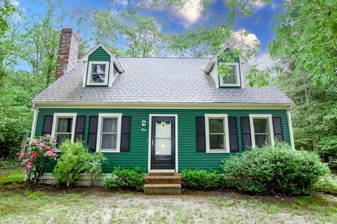 836 Cotuit Rd, Barnstable, MA 02648