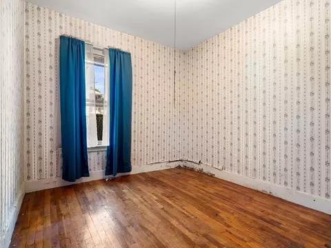 91 Fox St, Worcester, MA 01604 photo 9