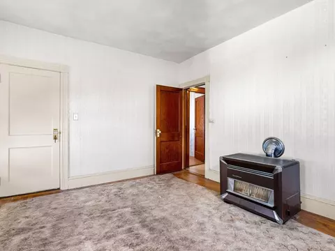91 Fox St, Worcester, MA 01604 photo 28