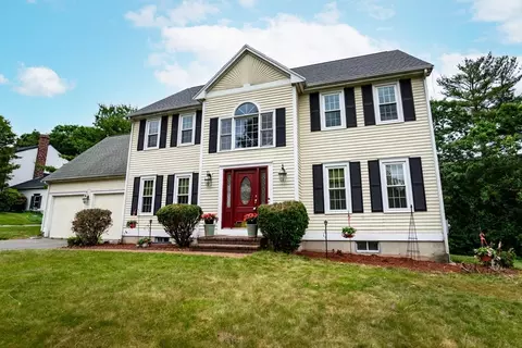 8 Sheehan Way, Foxboro, MA 02035