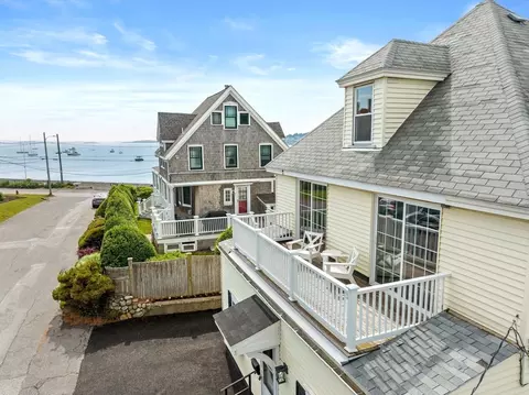 7 R St, Hull, MA 02045 photo 2