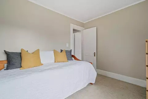 Bedroom - 51 Warren Ave, Milton, MA 02186 photo 6 of 6