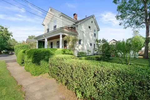 Exterior - 51 Warren Ave, Milton, MA 02186 photo 4 of 12