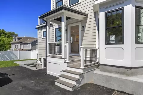 108 Fayette St #108, Watertown, MA 02472