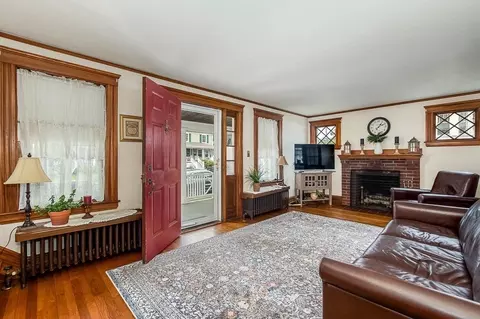 348 Mount Vernon St, Dedham, MA 02026 photo 6