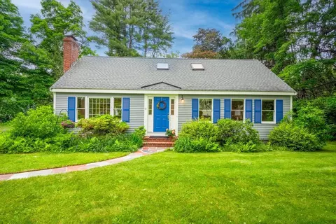 33 Farrar Rd, Lincoln, MA 01773