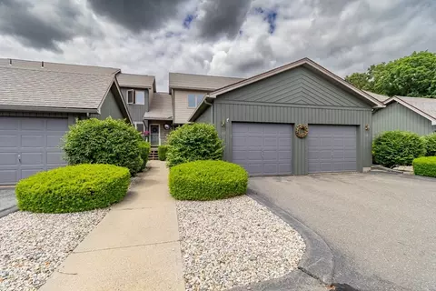 151 Pine Grove Dr #151, South Hadley, MA 01075