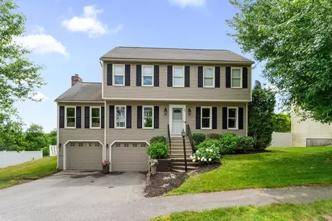27 Meadow Ln, Grafton, MA 01536
