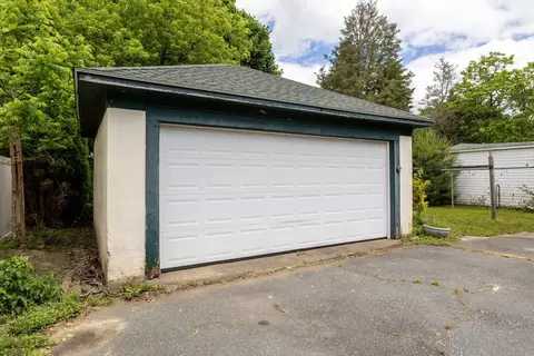85 Marion Rd, Wareham, MA 02571 photo 4