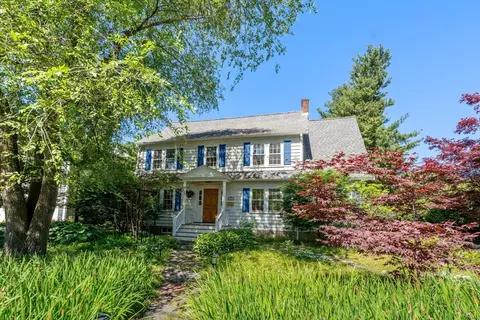 737 Chestnut St, Newton, MA 02468