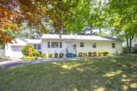 59 Ferncliff Ave, Springfield, MA 01119
