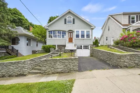 6 Evans Rd, Peabody, MA 01960