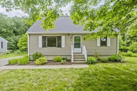 10 Matthew Dr, Florence, MA 01062