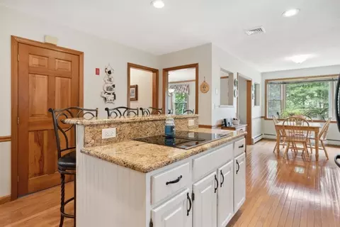 4 Lilah Ln, Reading, MA 01867 photo 8