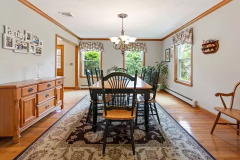 4 Lilah Ln, Reading, MA 01867 photo 3