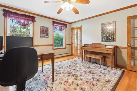 4 Lilah Ln, Reading, MA 01867 photo 5
