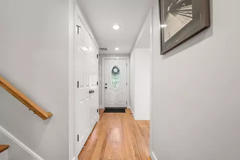 773 Greendale Ave, Needham, MA 02492 photo 2