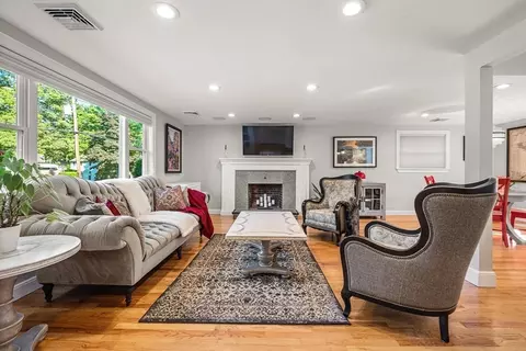 773 Greendale Ave, Needham, MA 02492 photo 5