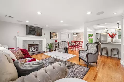 773 Greendale Ave, Needham, MA 02492 photo 3