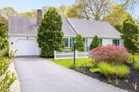 65 Continental Dr, Harwich, MA 02645