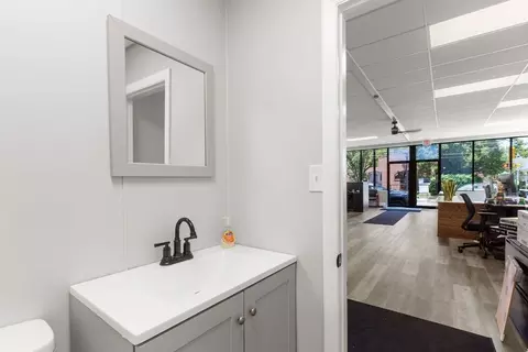 337 Columbia St, Fall River, MA 02723 photo 8