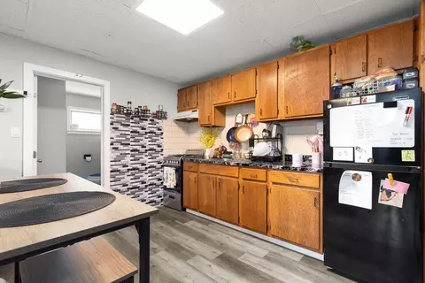 337 Columbia St, Fall River, MA 02723 photo 12